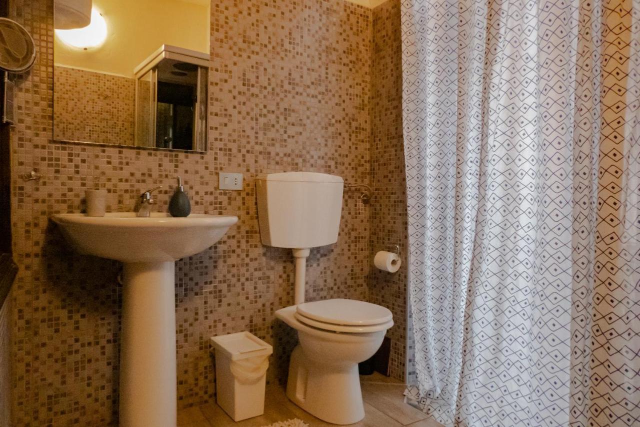 イグレージアス Passaggio A Sud Ovest Bed & Breakfast エクステリア 写真