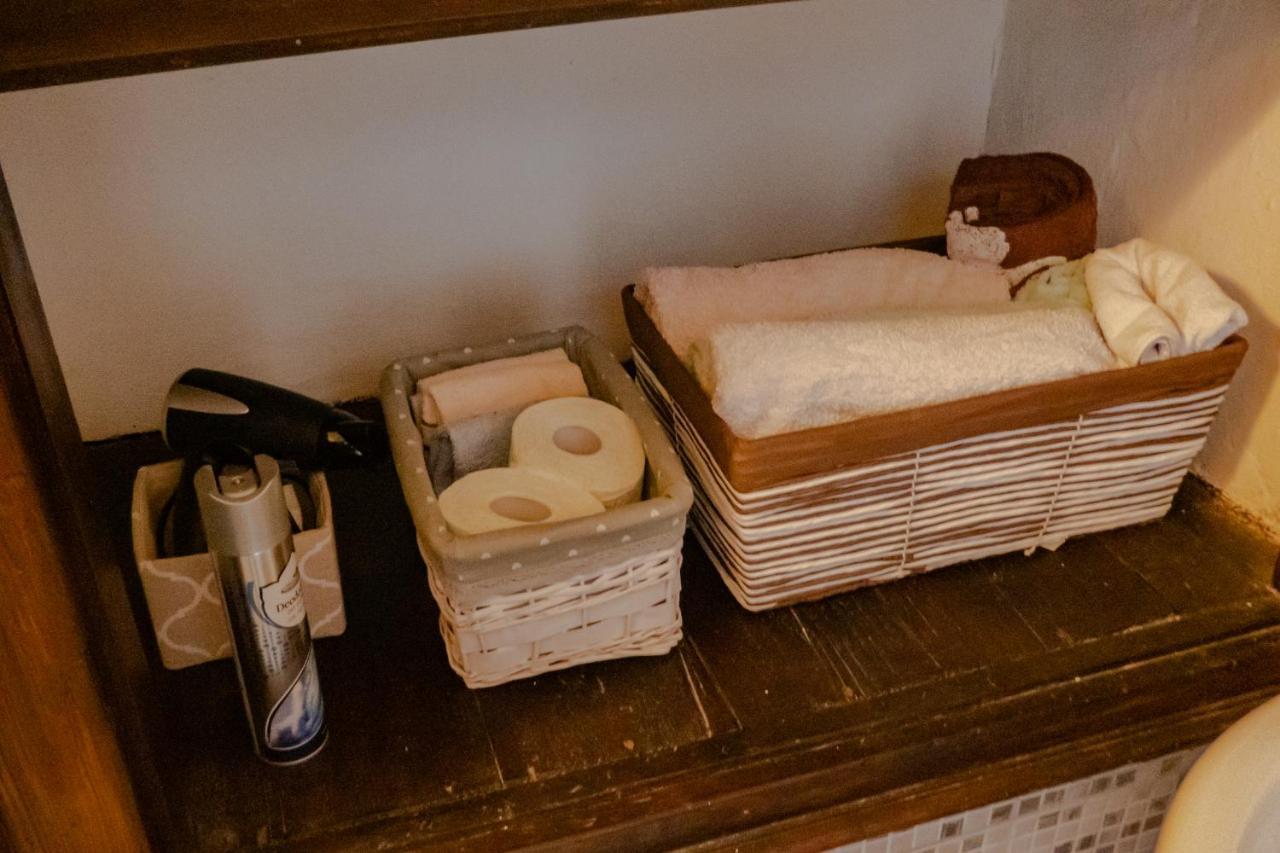 イグレージアス Passaggio A Sud Ovest Bed & Breakfast エクステリア 写真